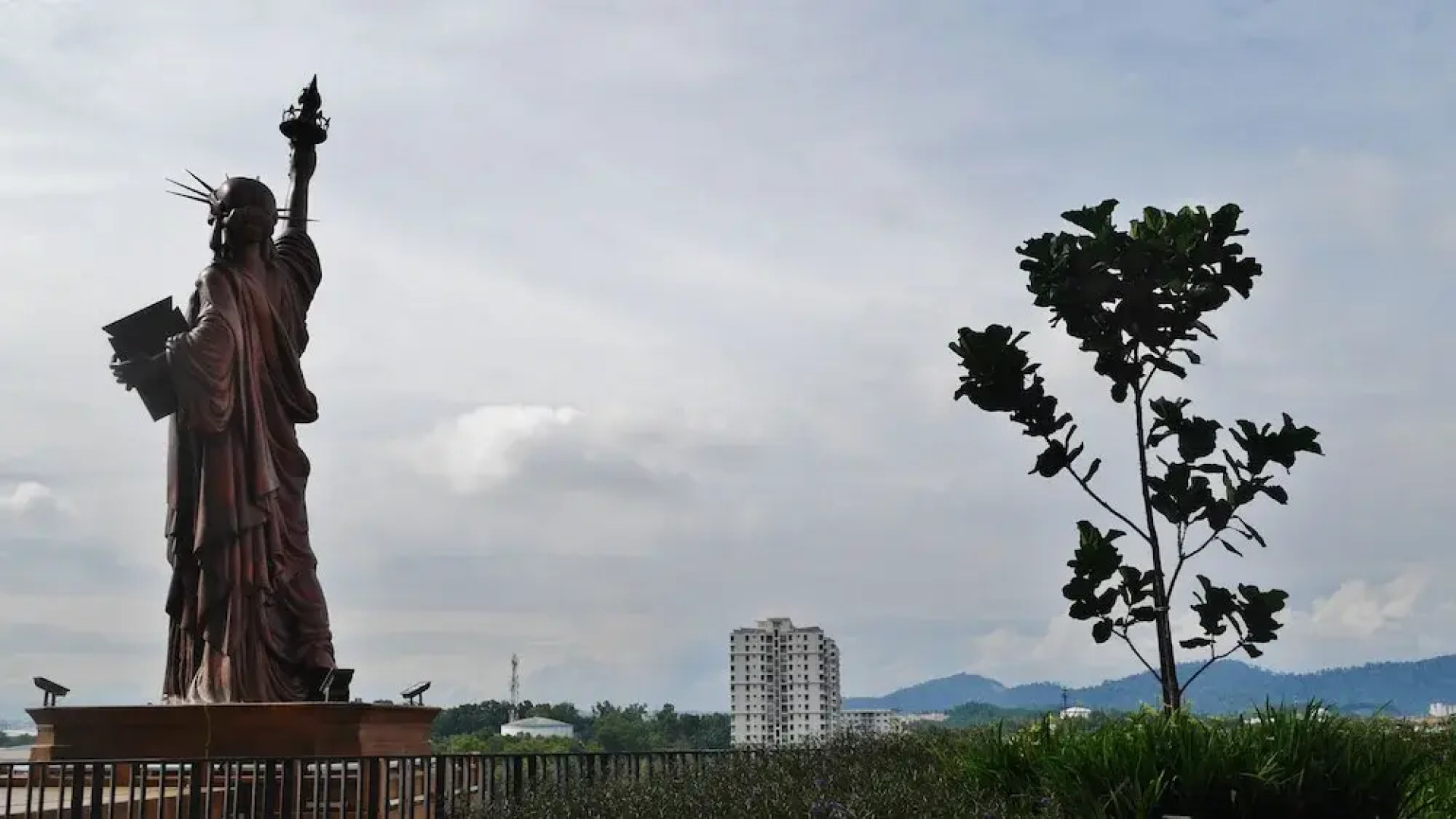 I-City, I-SoHo by HostAssist