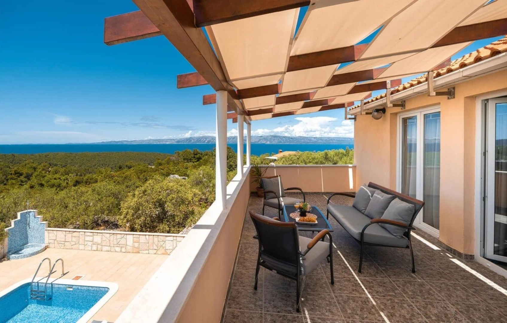 Stunning Home in Vela Luka With Wifi and 4 Bedrooms