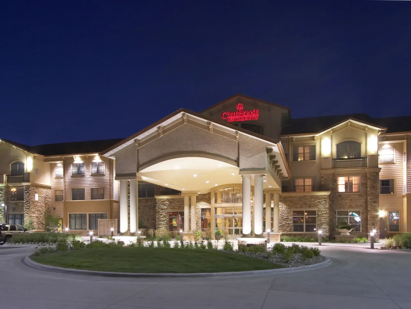 Clubhouse Hotel Suites Sioux Falls