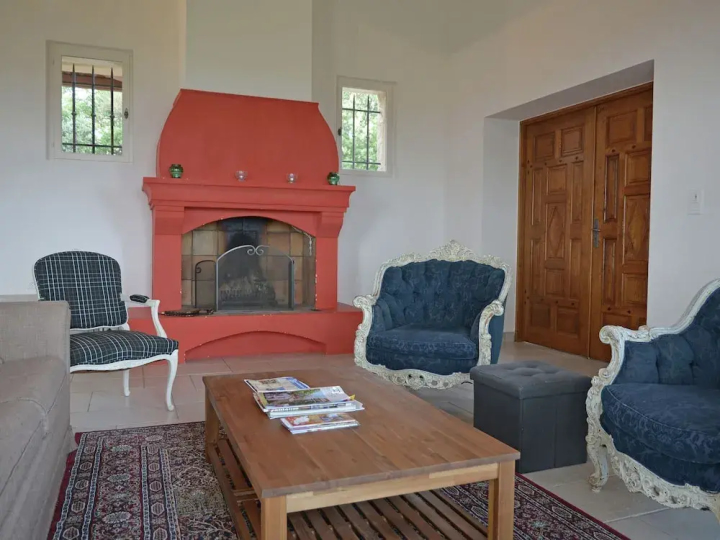 Captivating Home in Murs France With Private Swimming Pool