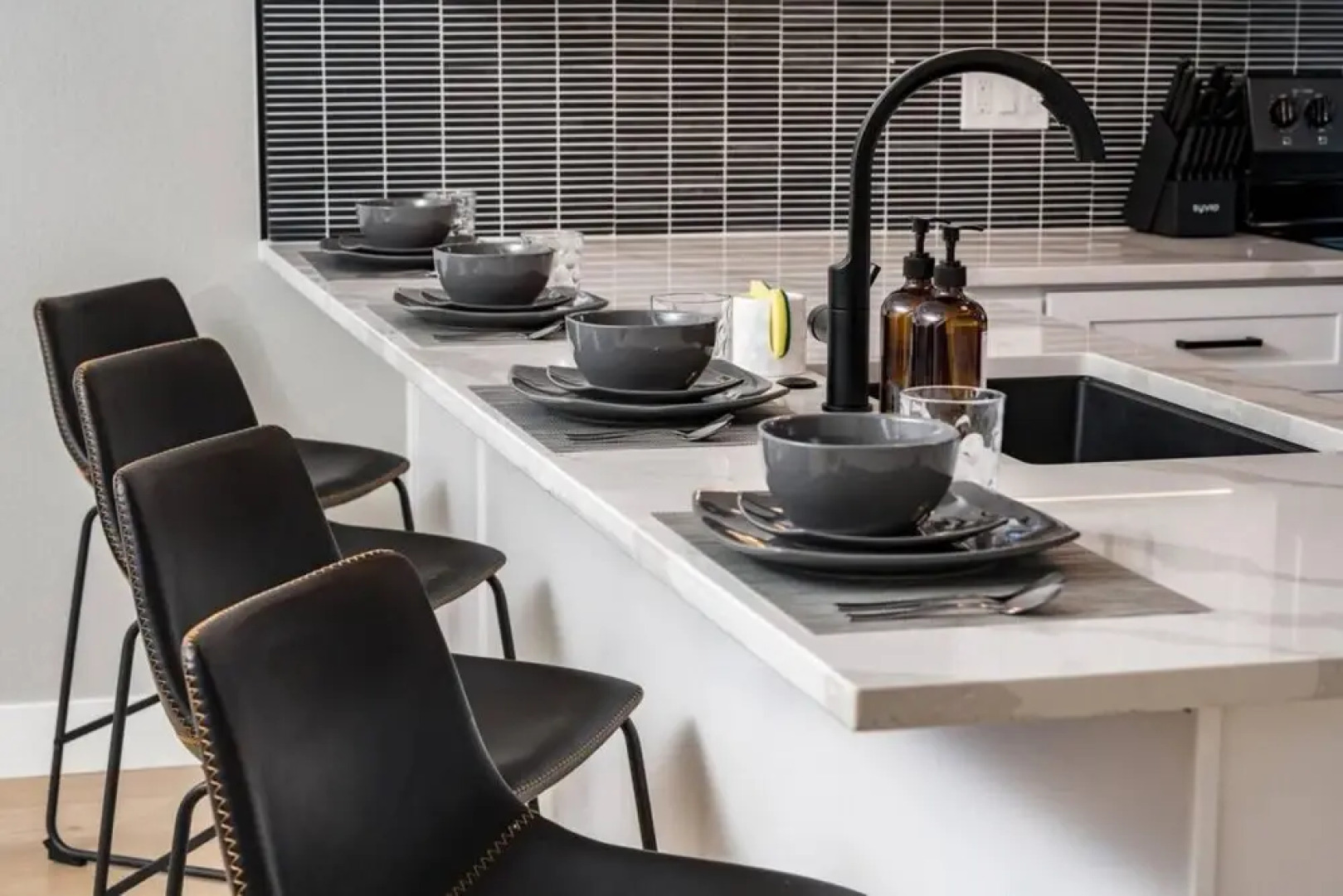 Cheerful Denver Hideaway W 2 Queen Beds Unit B