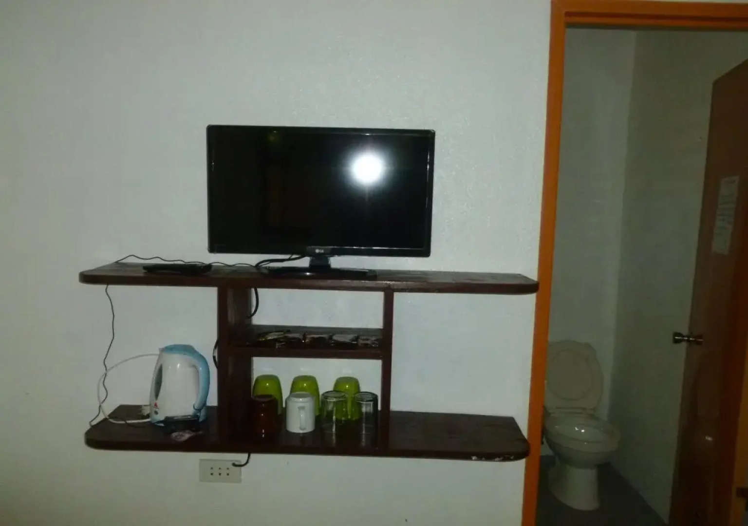 D & A Seaside Cottages