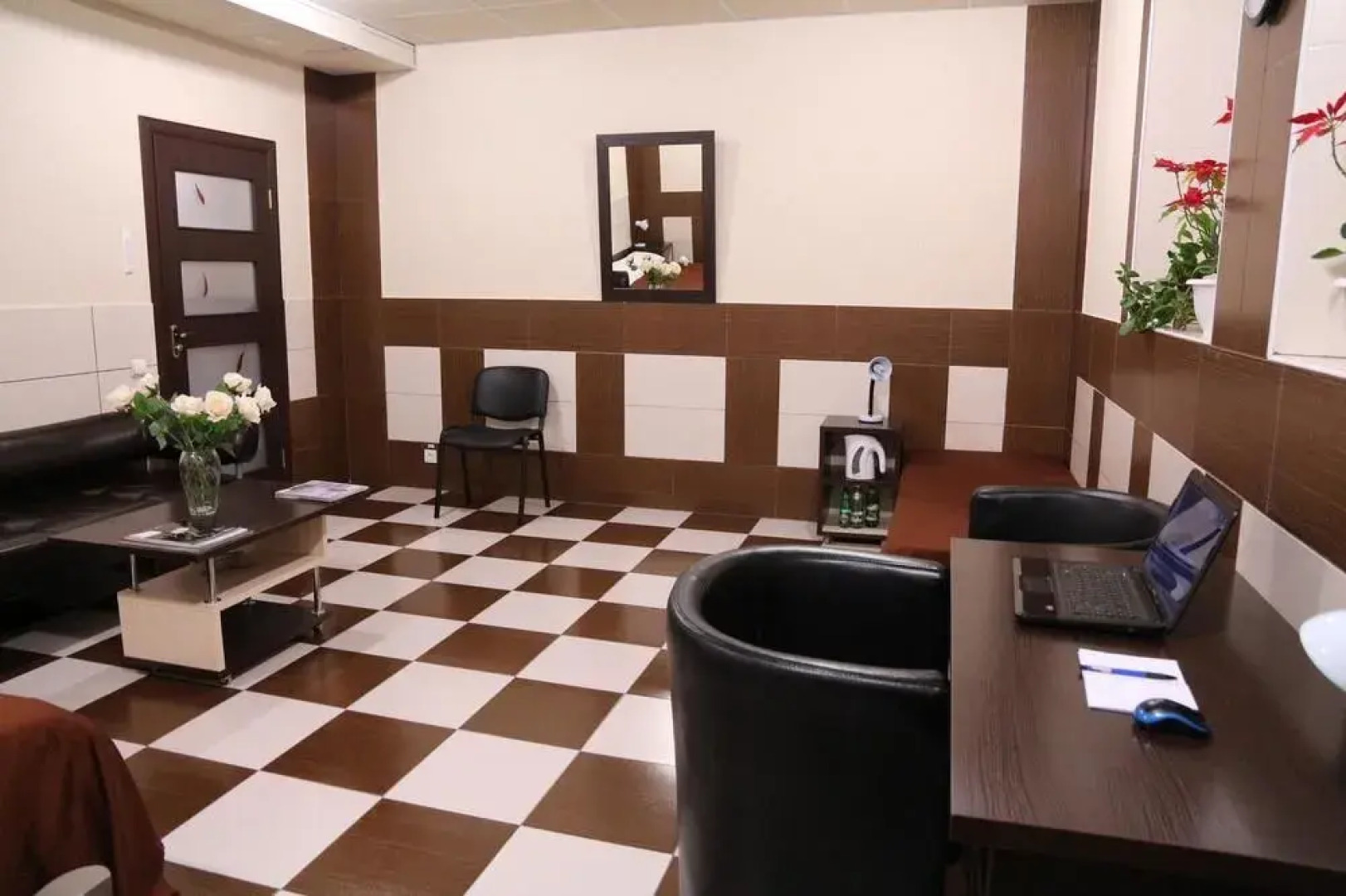 Хостел Корона