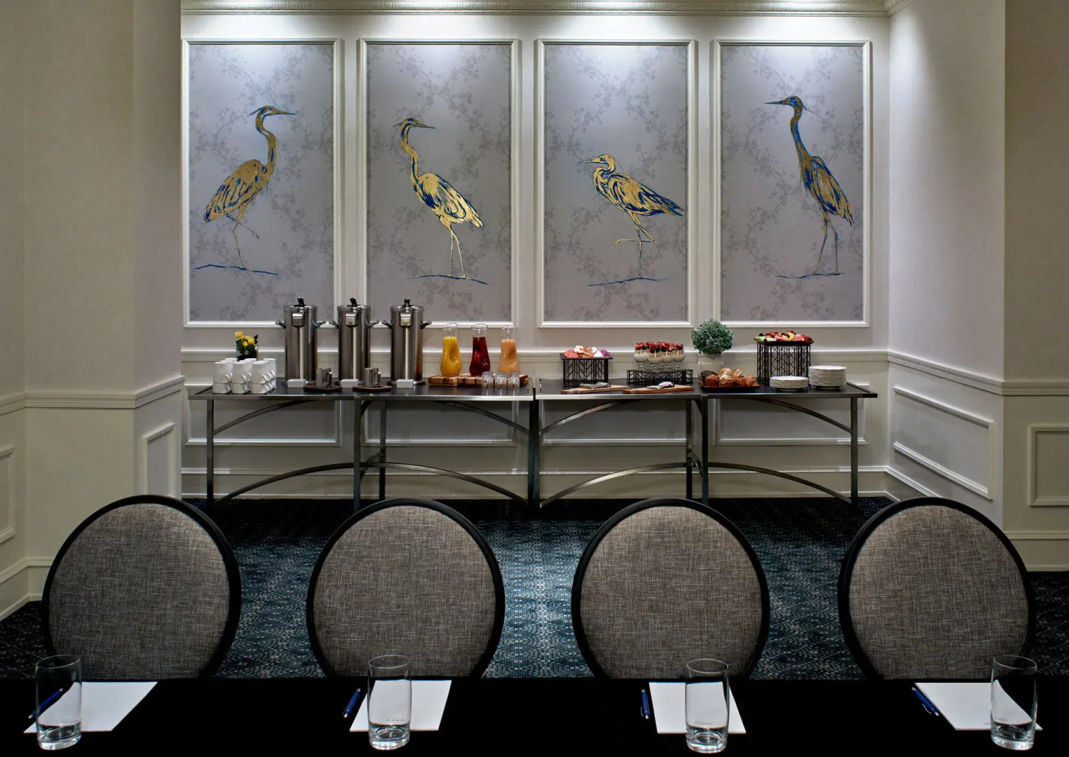 Morrison House Old Town Alexandria, Autograph Collection