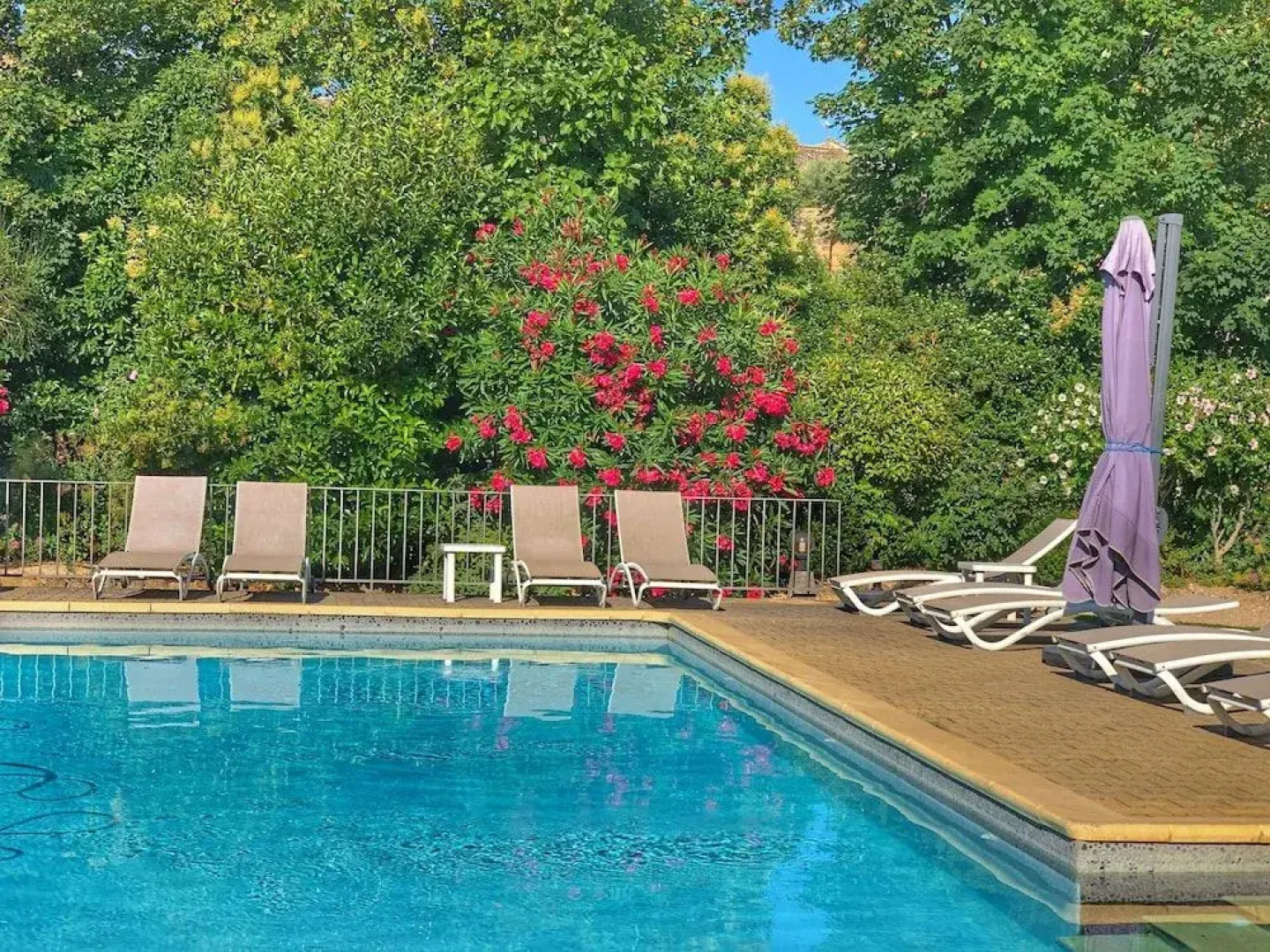 Le Pré du Moulin - Maison Alonso - Hôtel Restaurant