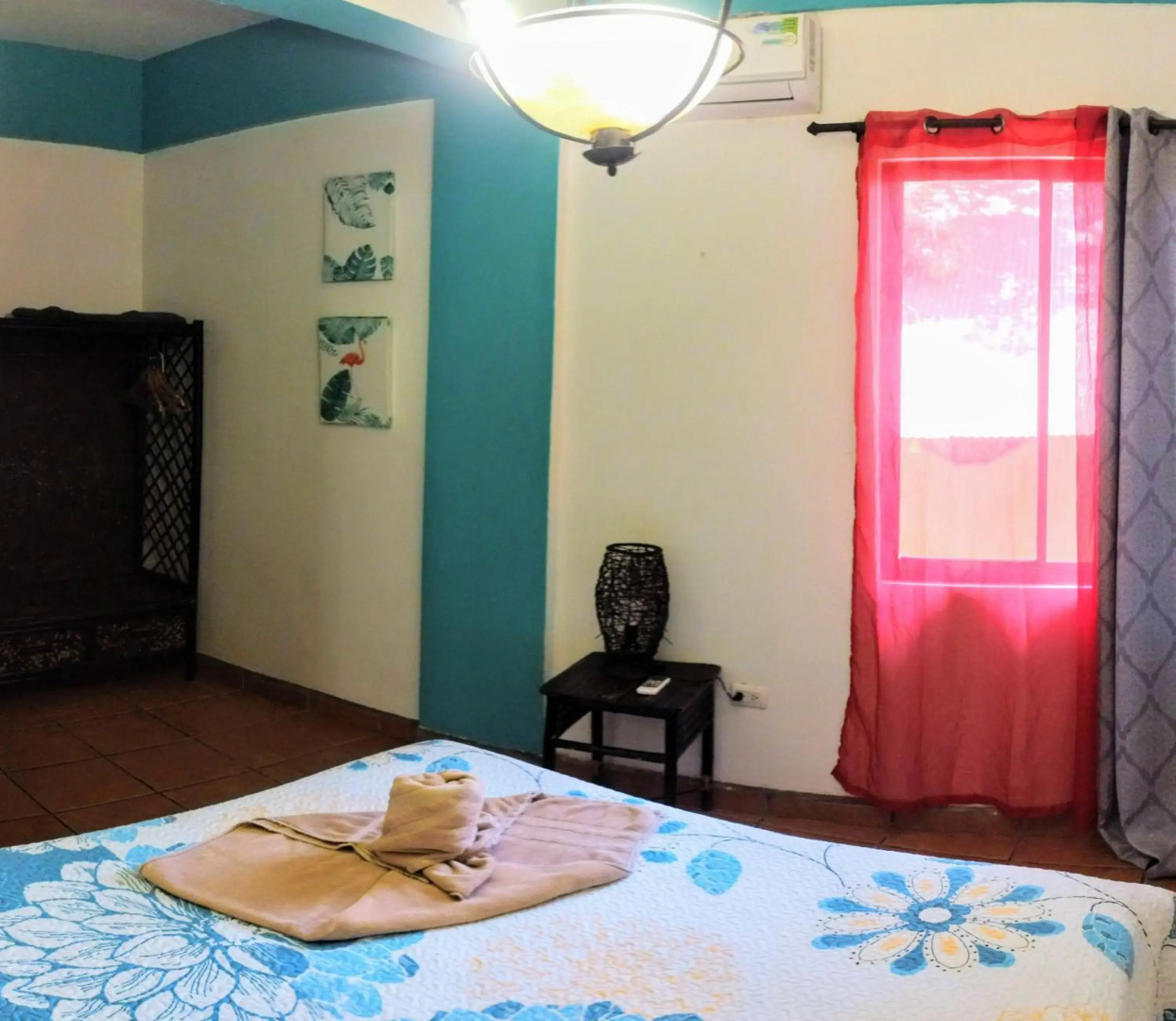 Cool Vibes Beach Hostel