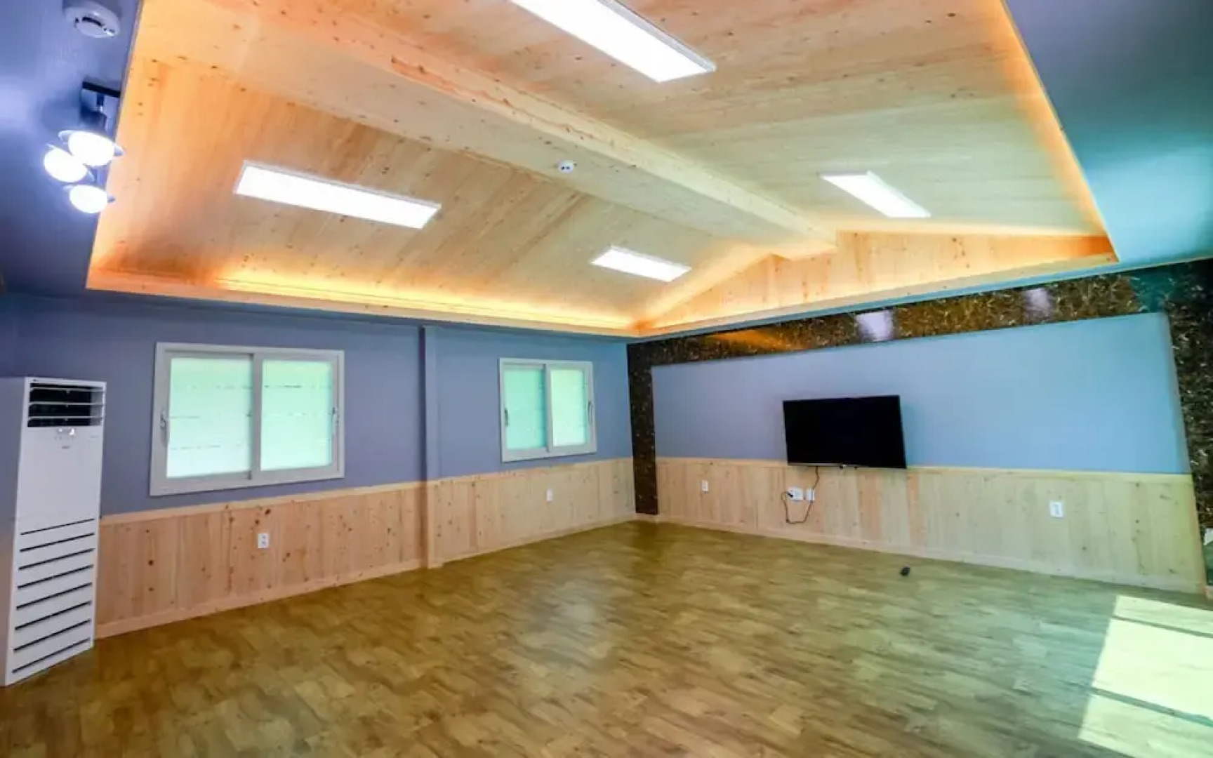 Pocheon stream pension