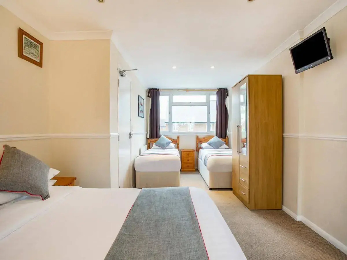 Flexistay Ambers Gatwick Aparthotel