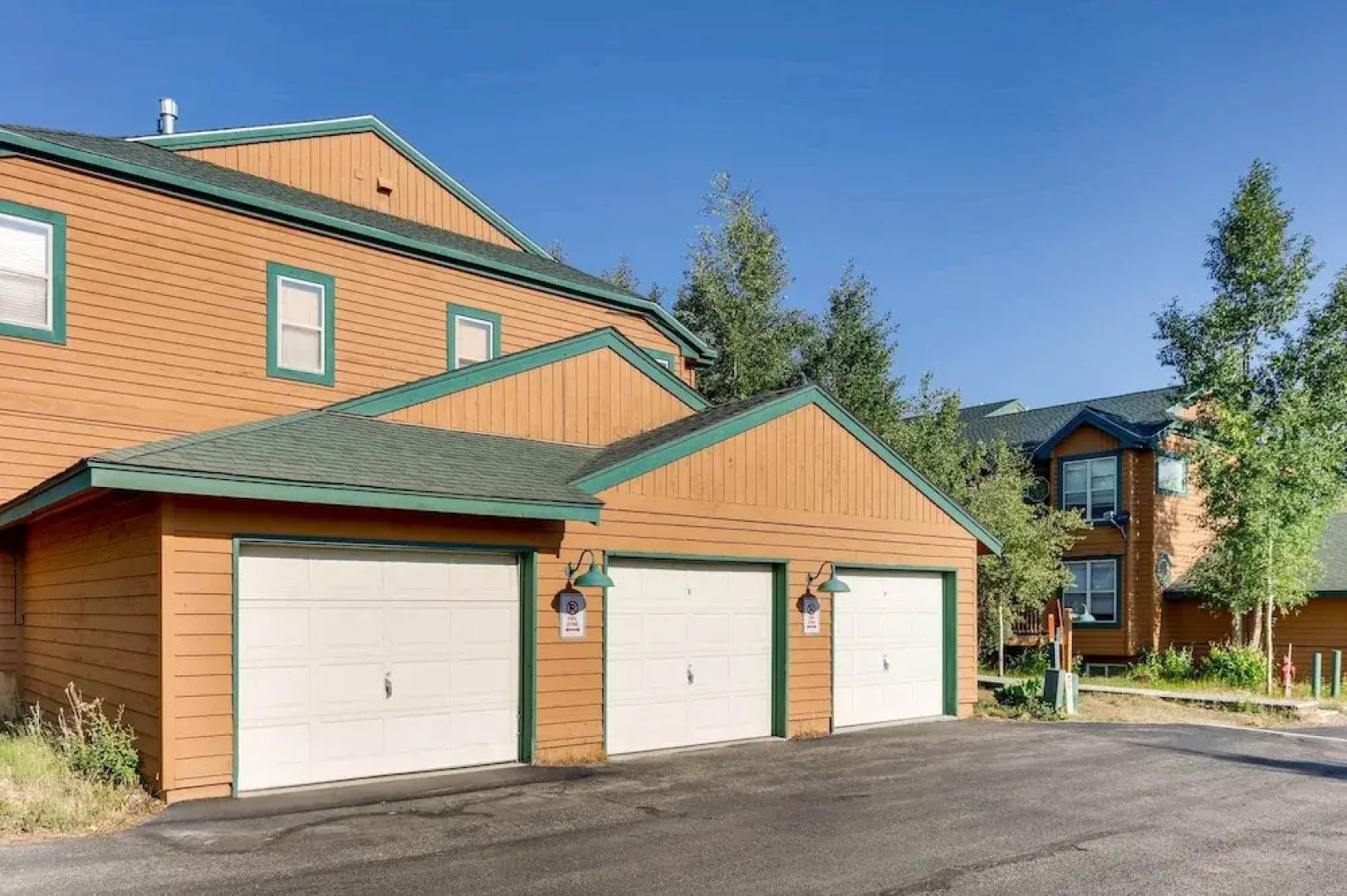 107 Saddle Ridge Drive Home 2 Bedrooms 2.5 Bathrooms Home