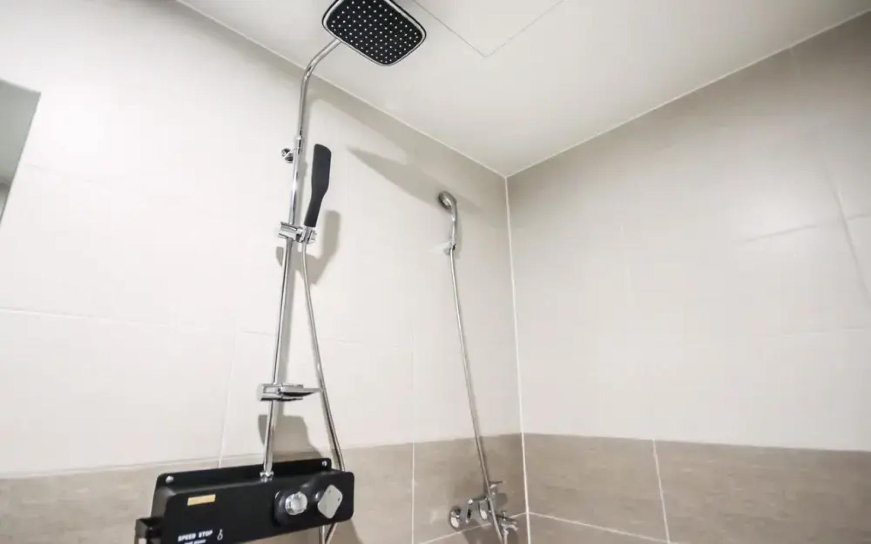 Yeongdeok Gangguhang Cloud Hotel