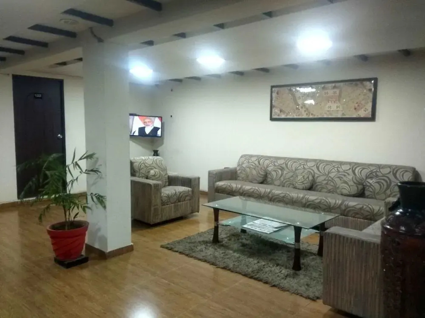 JK Rooms 108 Hotel Royal Regency