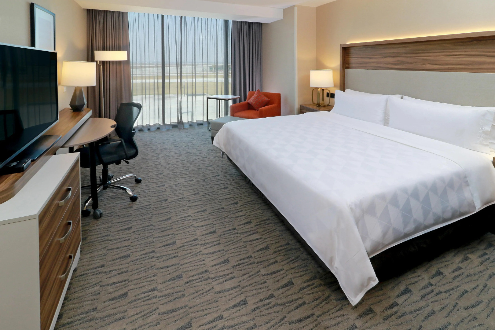 Holiday Inn Hotel and Suites Mexico Felipe Angeles Airport by IHG