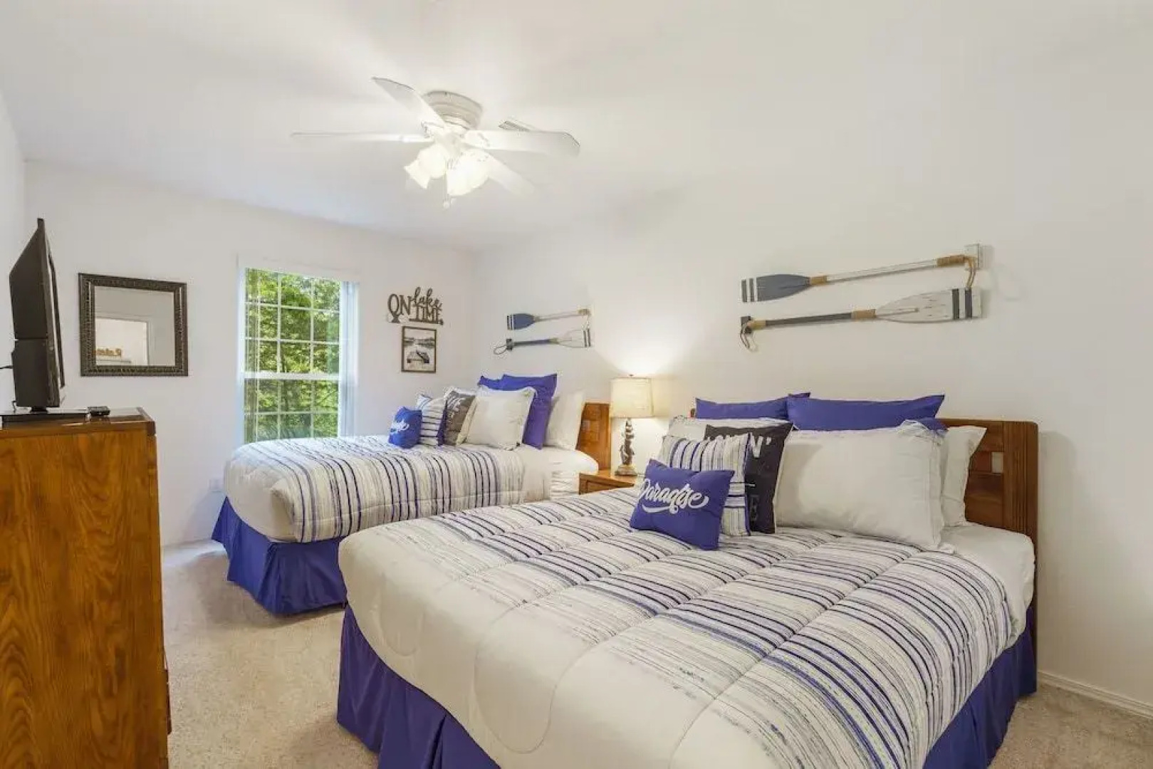 Boatin & Floatin on Table Rock Lake in the Ozarks!