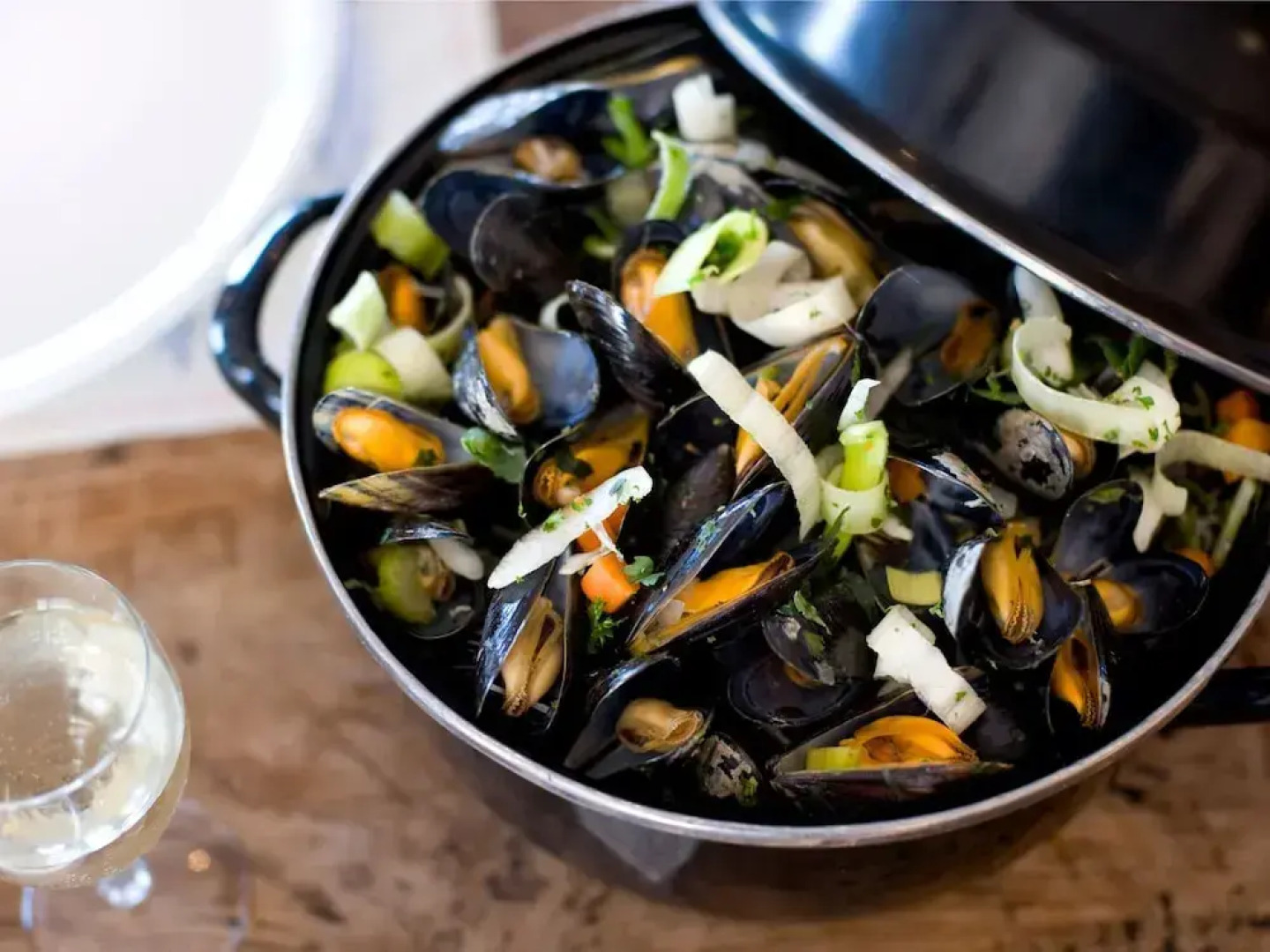 Modern Chalet With Combi Microwave, Near Rockanje