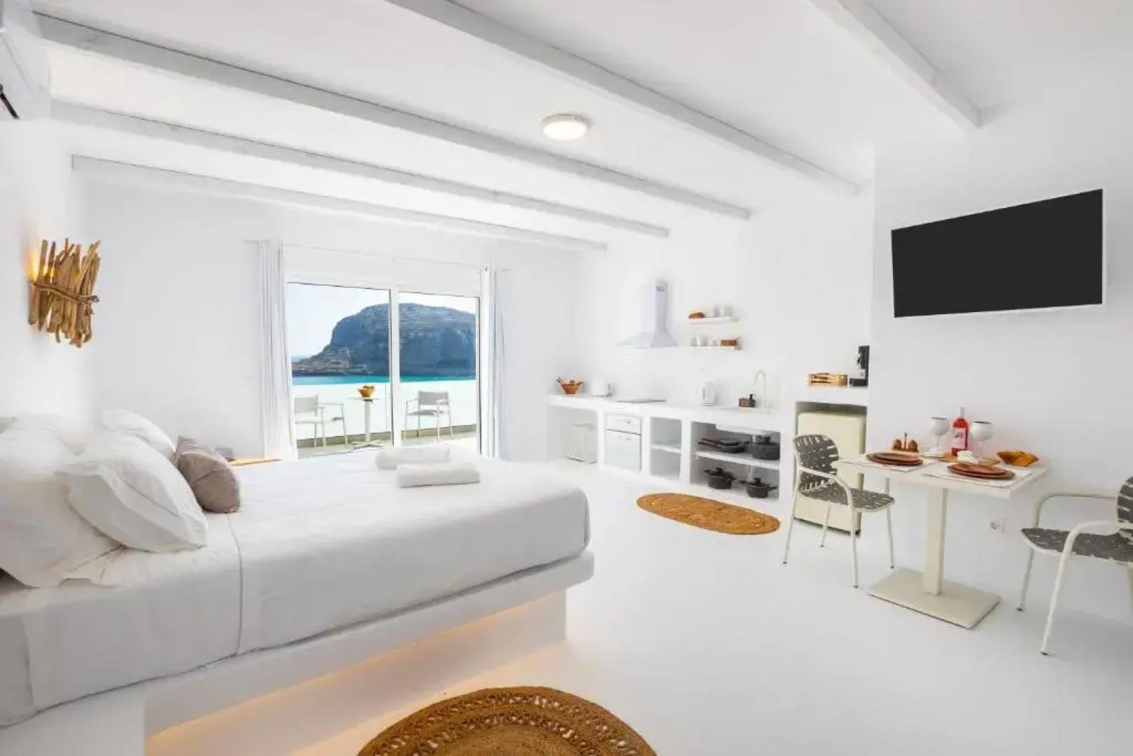 Thalasidi Luxury Suites