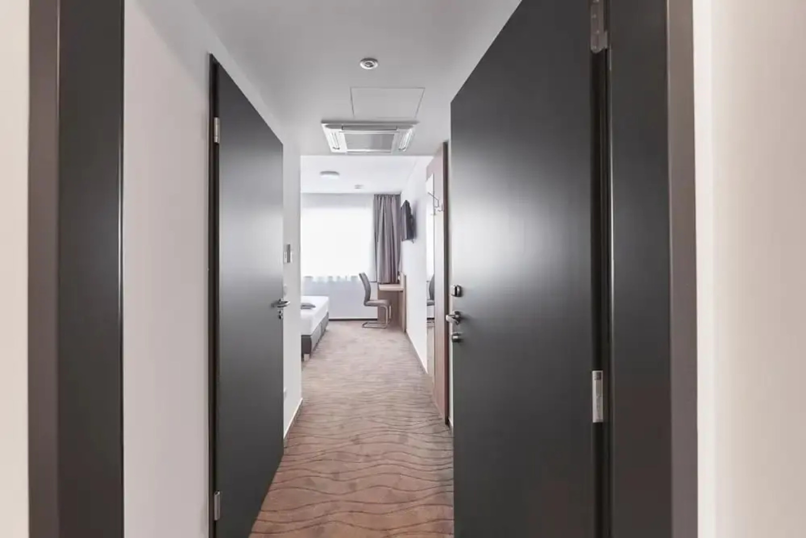 HOTEL NEW IN - Ingolstadt - Gaimersheim