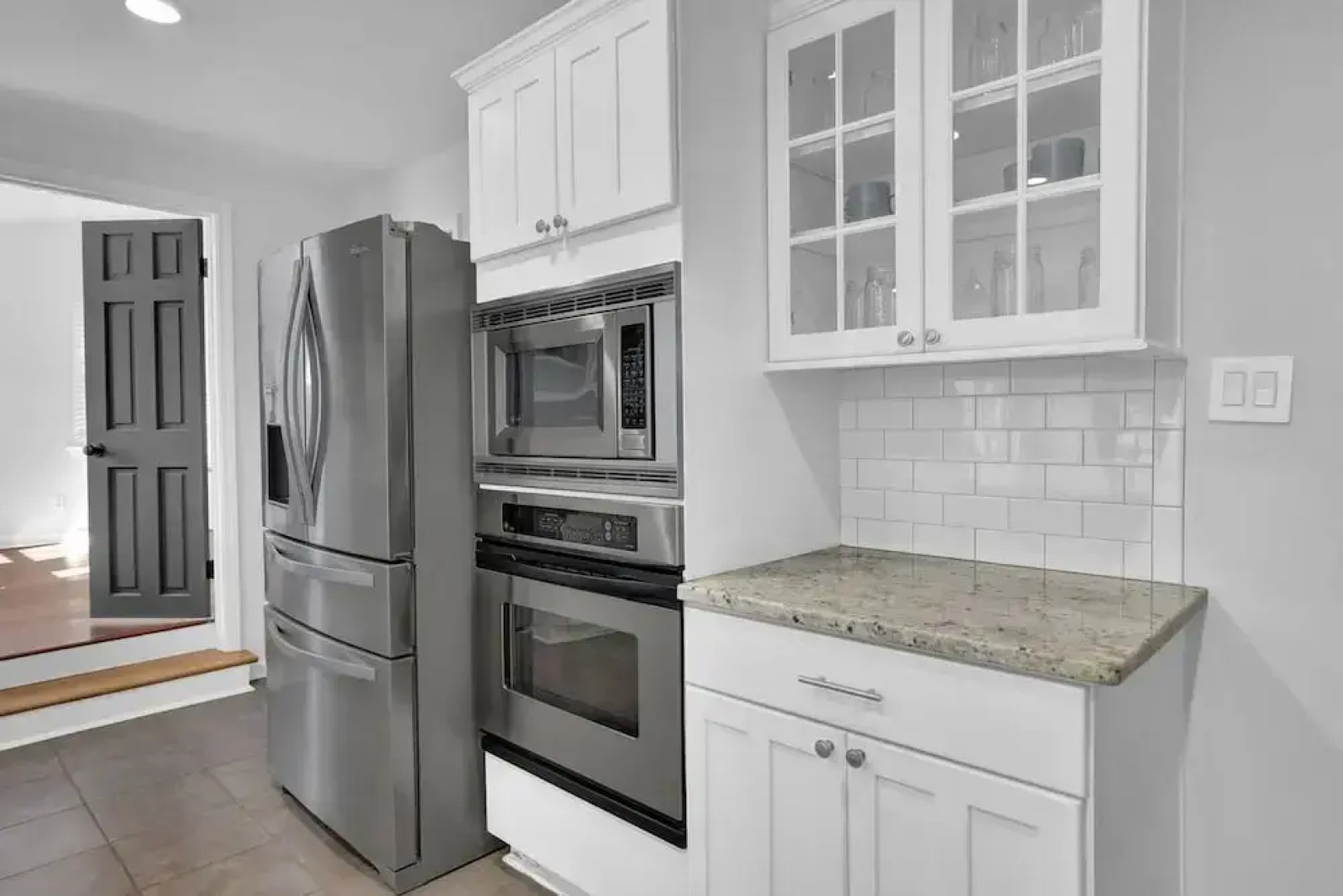 Chamblee Retreat 3BR Home w Spacious Porch