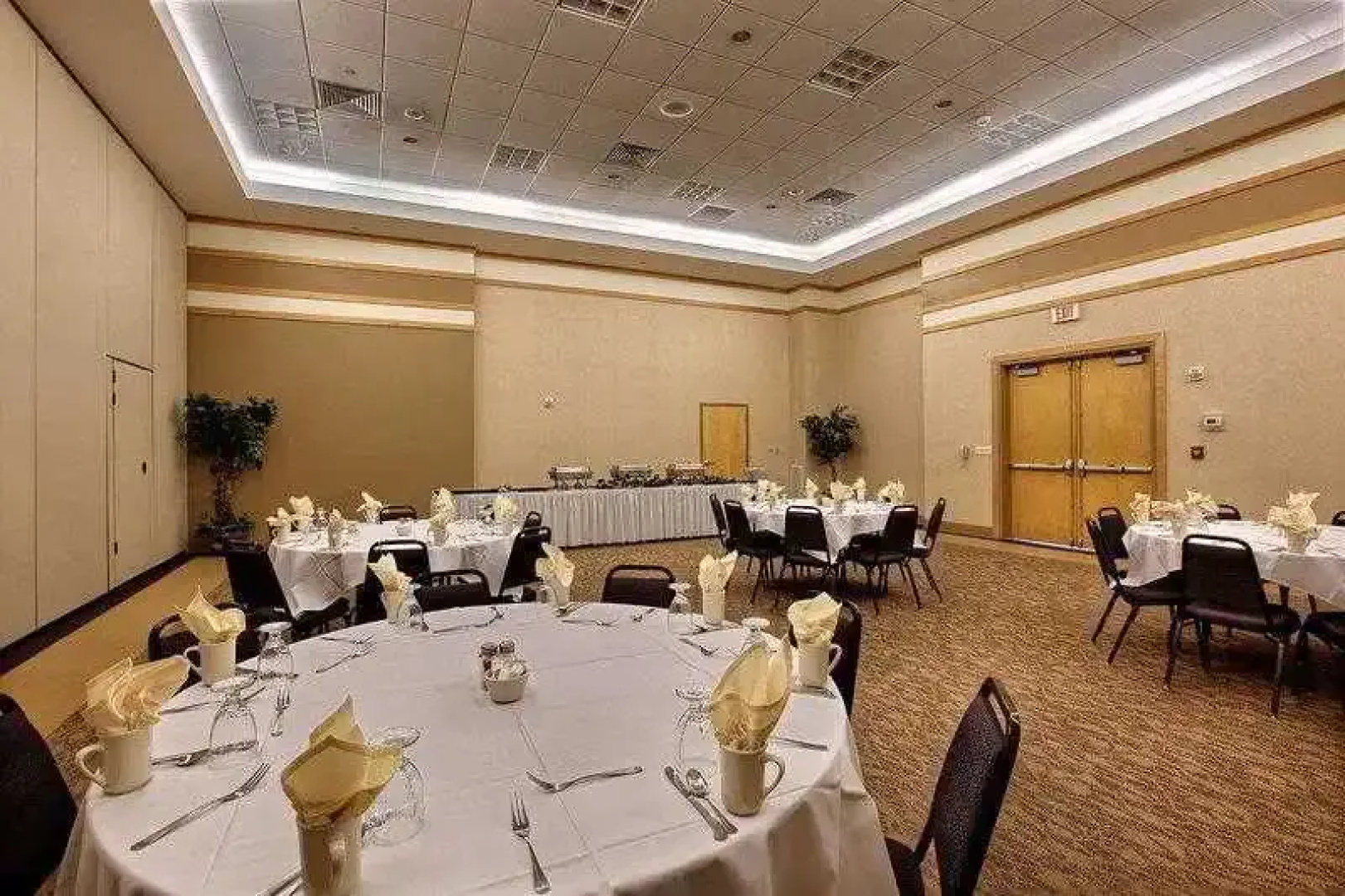 Country Inn & Suites By Carlson, Fergus Falls, Mn