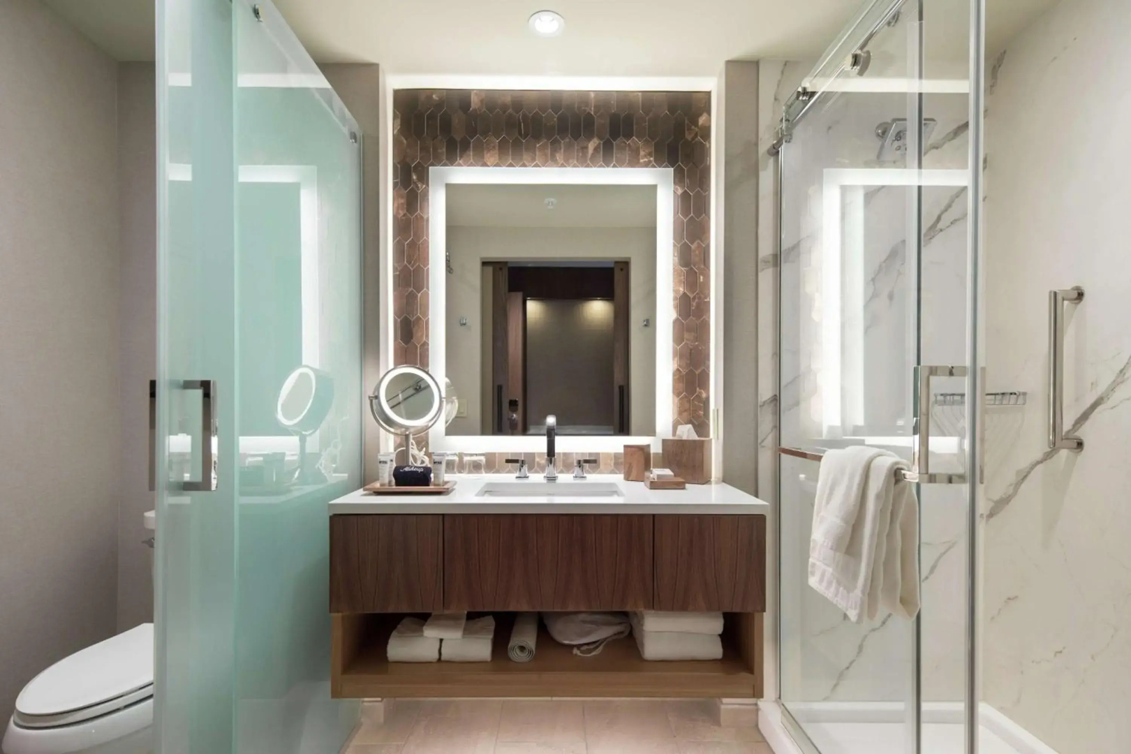The Porter Portland, Curio Collection by Hilton