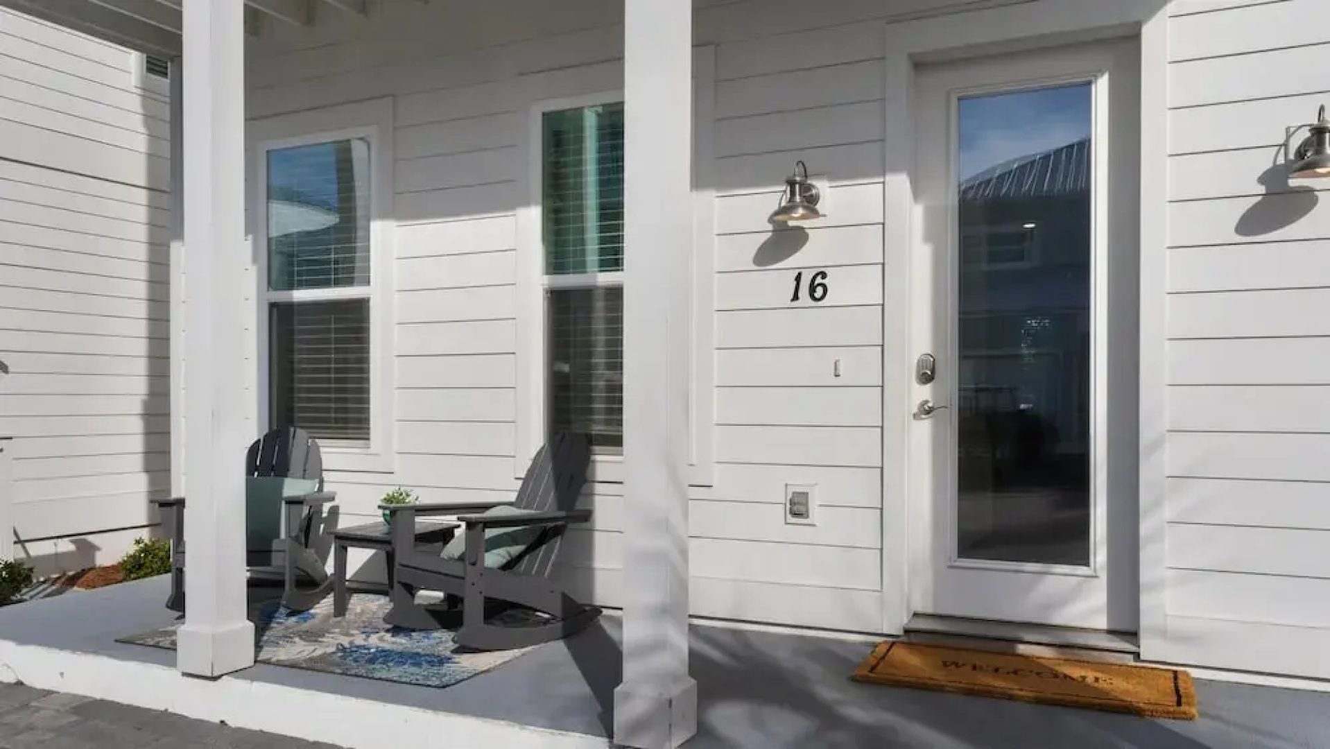 6-seater Golf Cart, Sleeps 16, Close to the Beach!