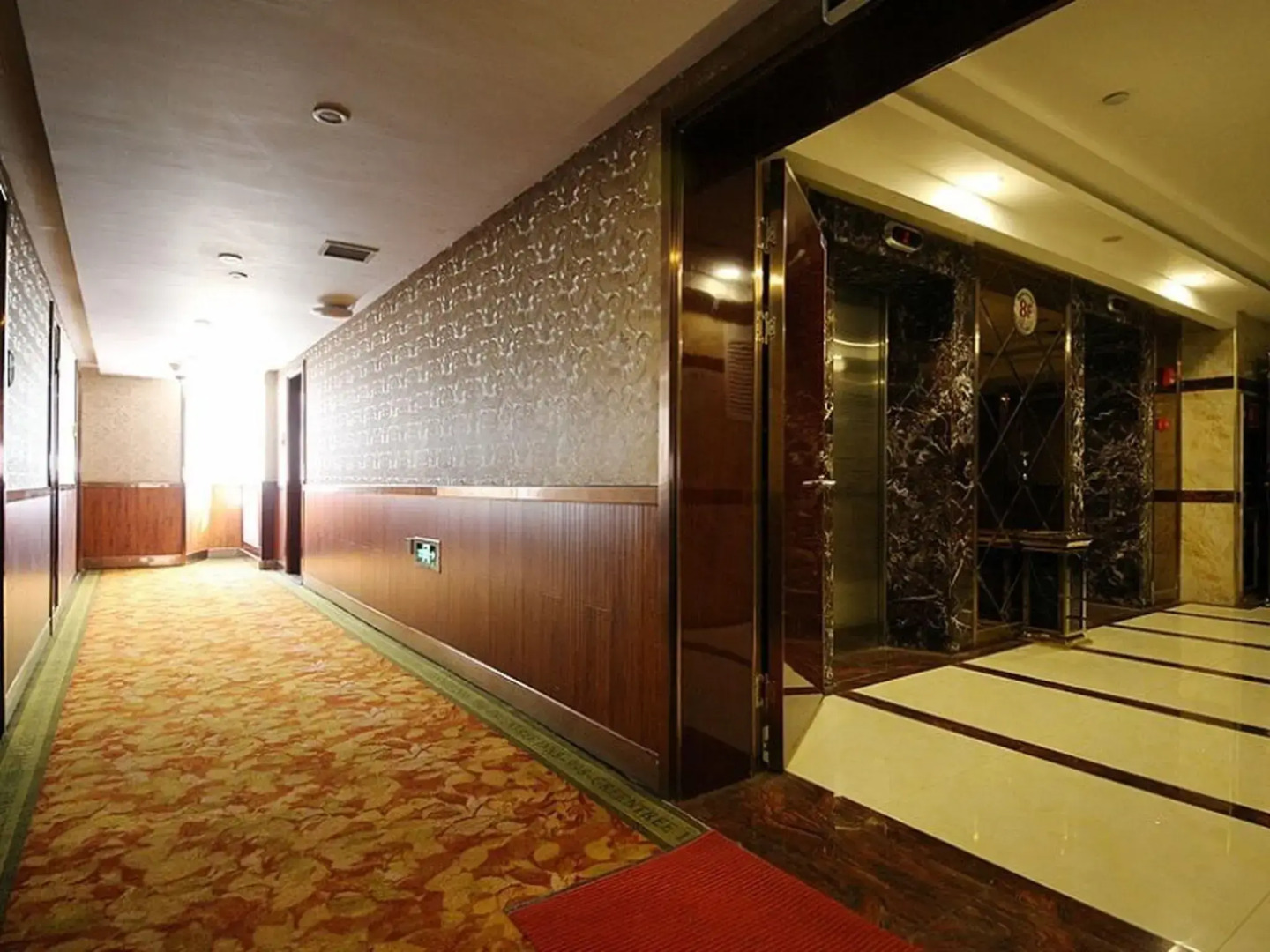 GreenTree Inn Lanzhou Train Station Road East Business Hotel