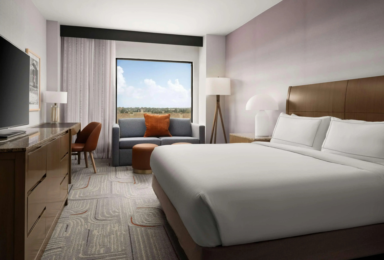 Hotel Zessa Orange County Airport, a DoubleTree by Hilton