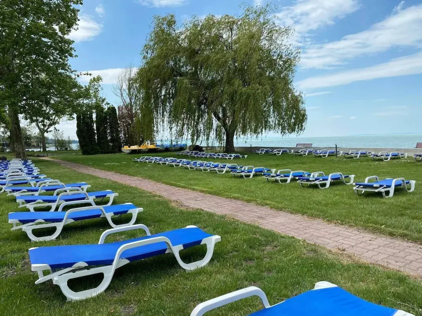 Világos Hotel Balatonvilágos