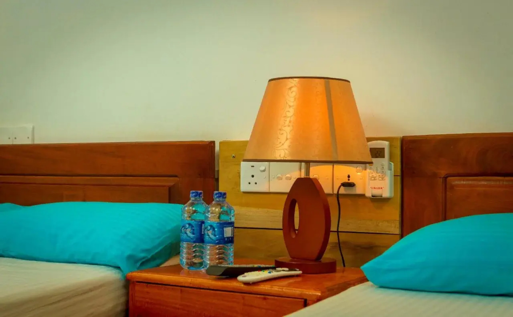 Dayanithi Guest House