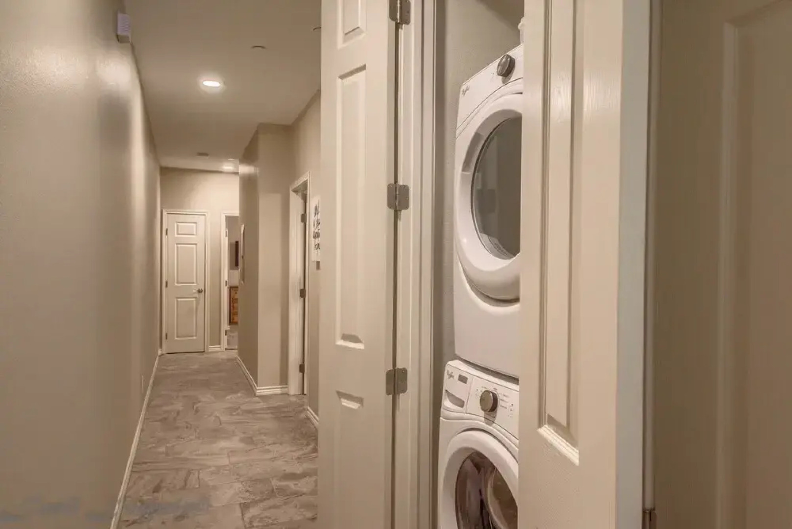 Lazy Daze RG210 - 3 Br Condo