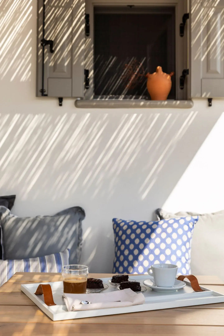 Chora Kythnos Suites