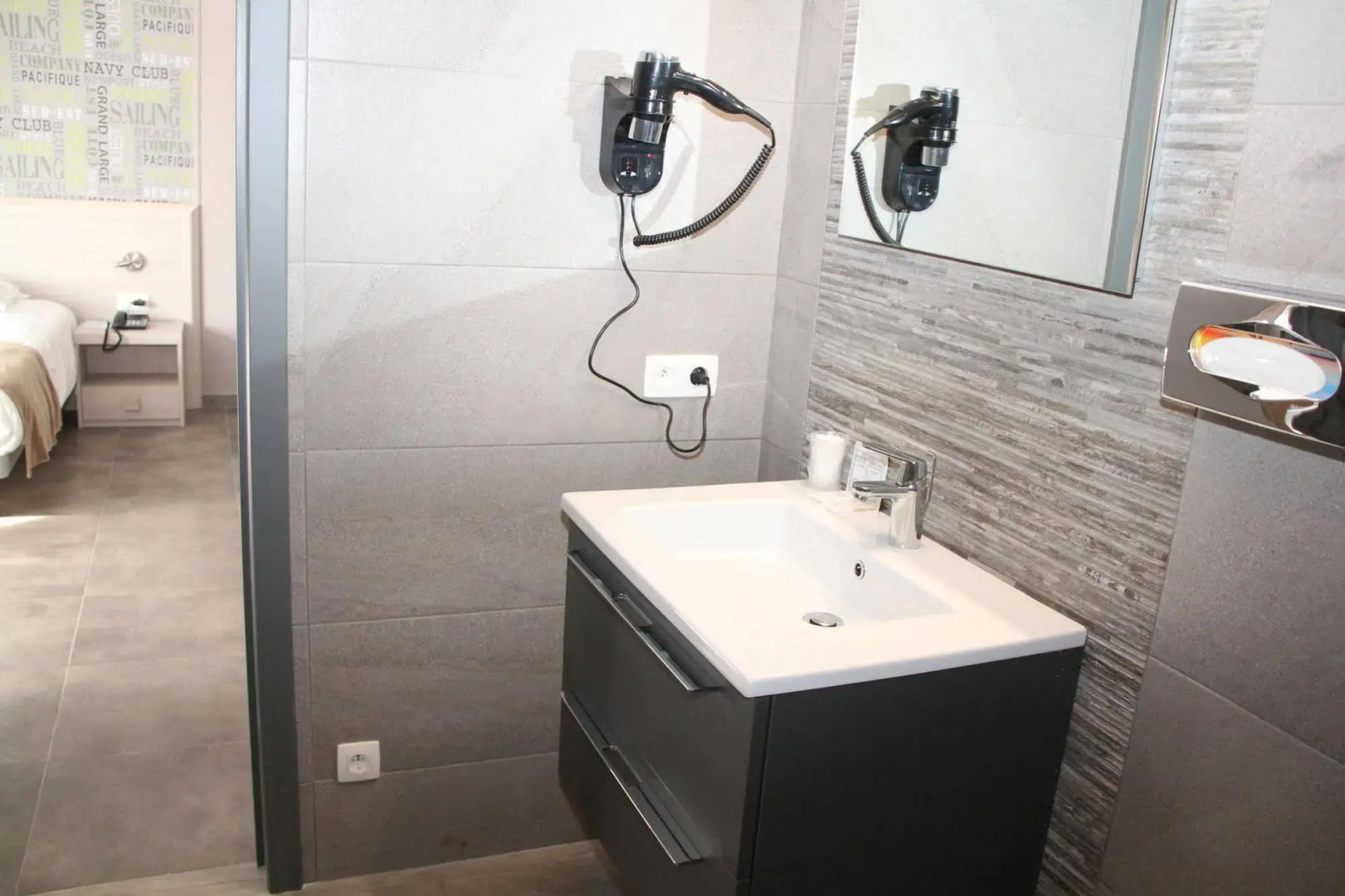 Hôtel-Selfotel La Louve