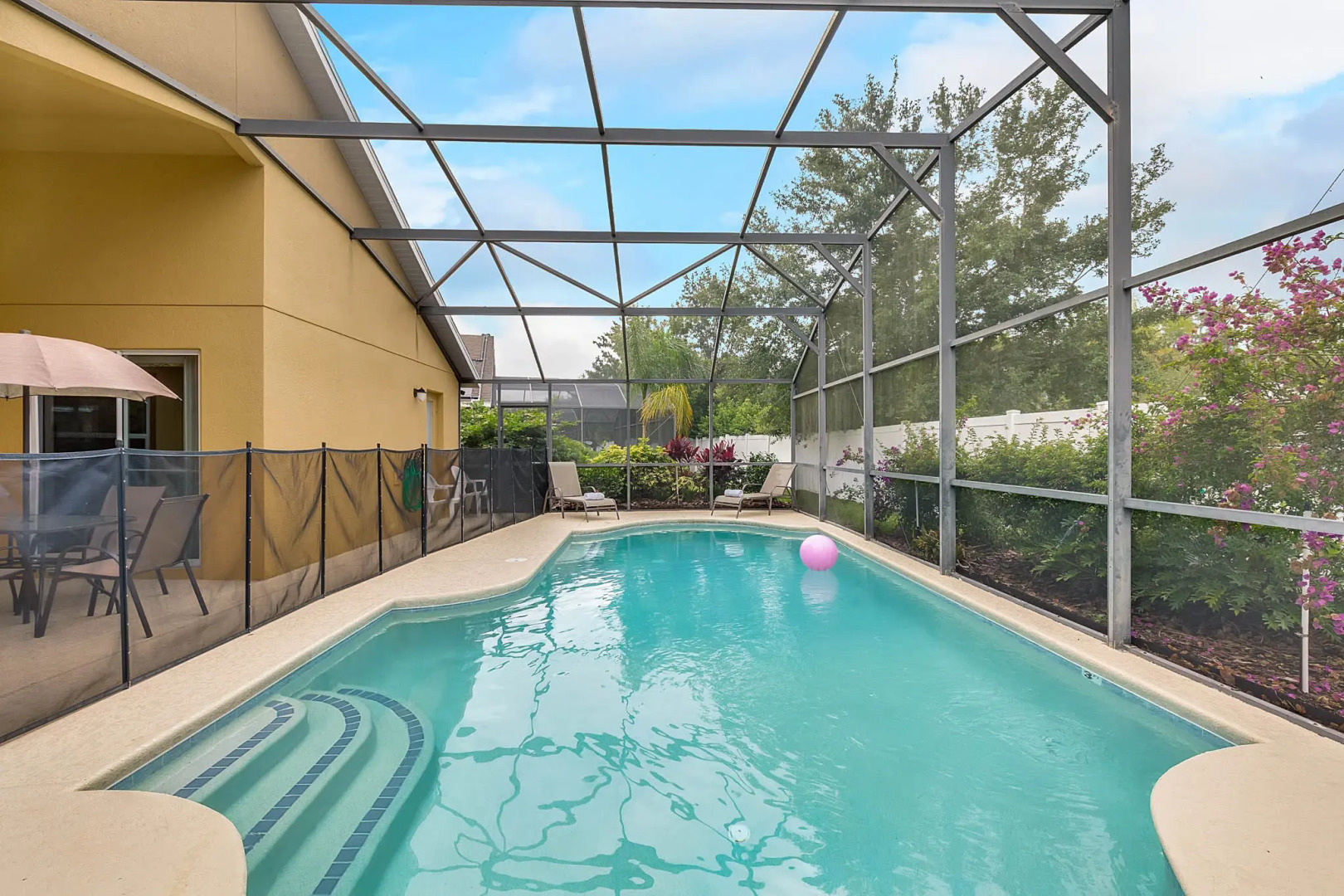 VP2522DC - 4 beds pool home - Gated resort