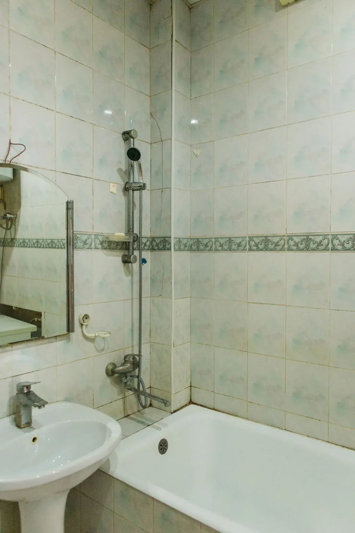 Хостел White City