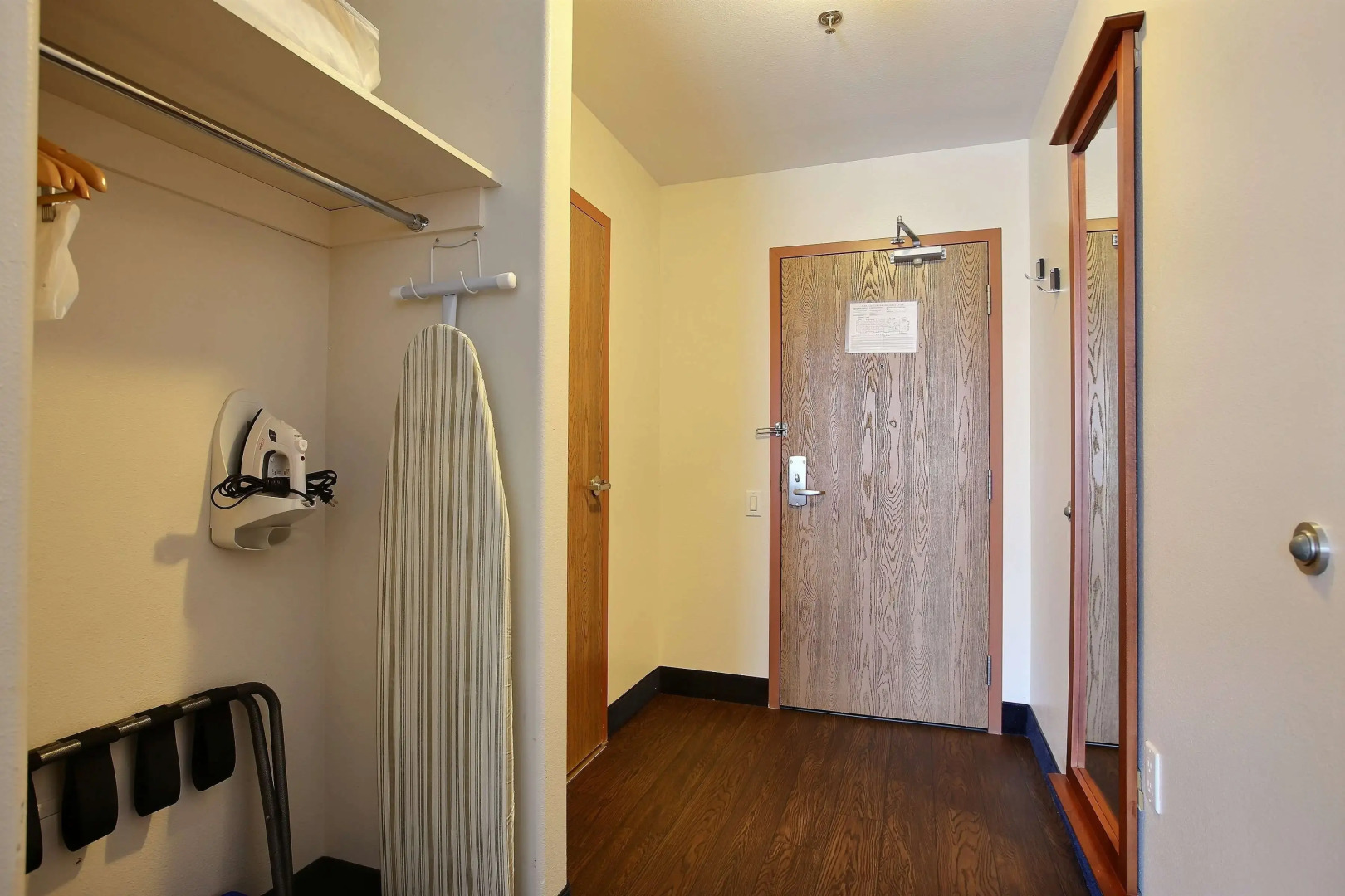 Super 8 by Wyndham Trois-Rivieres