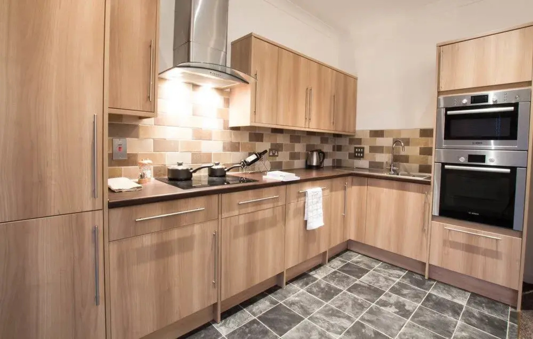 Oaklands House Serviced Apartments