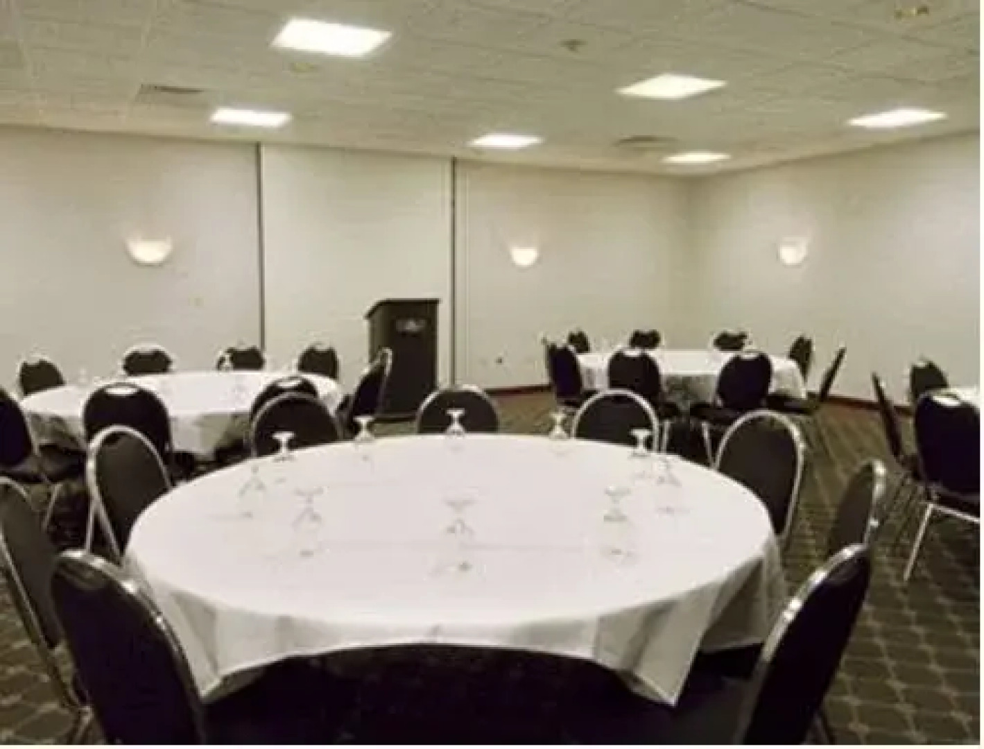 Baymont Inn & Suites Grand Rapids Near Downtown