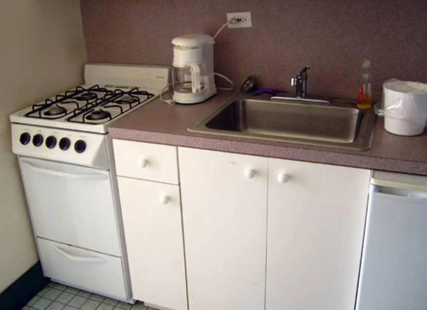 Fisher Inn Resort & Marina