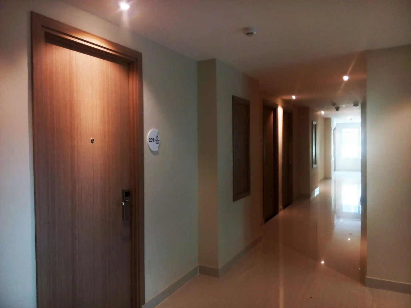 Nite and Day Batam Jodoh Square