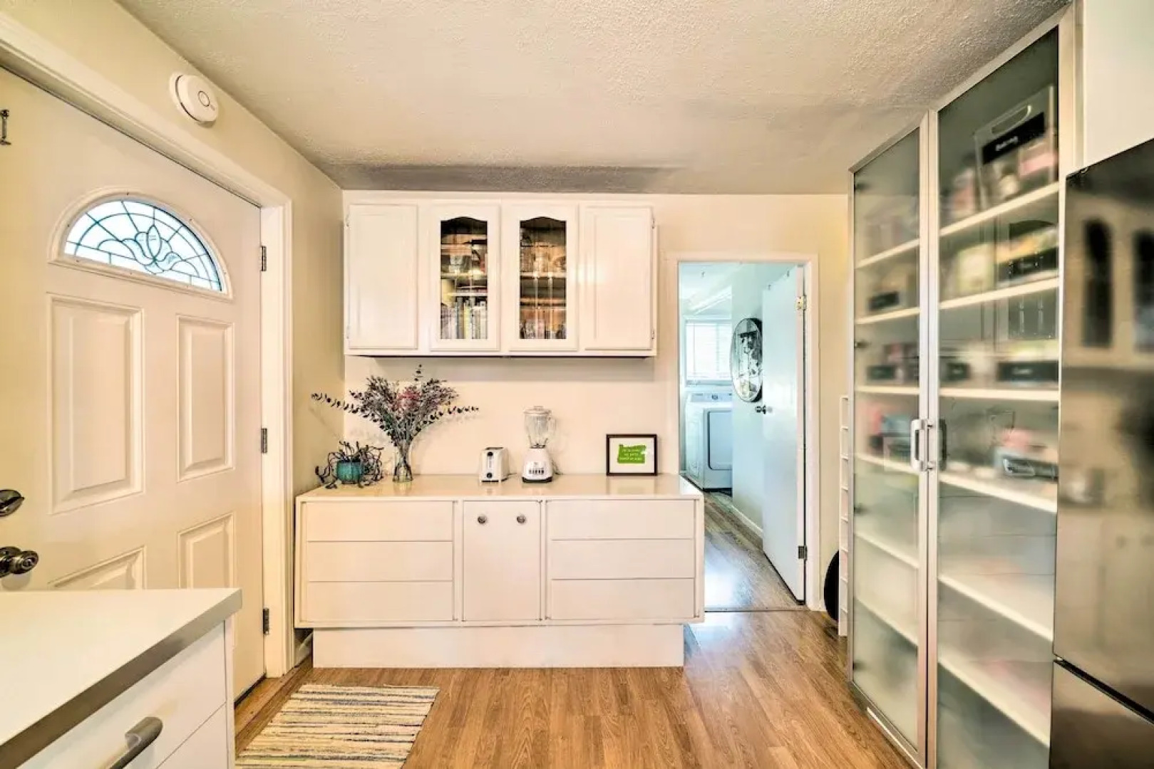 Portland Floating Home Getaway w/ Sauna!