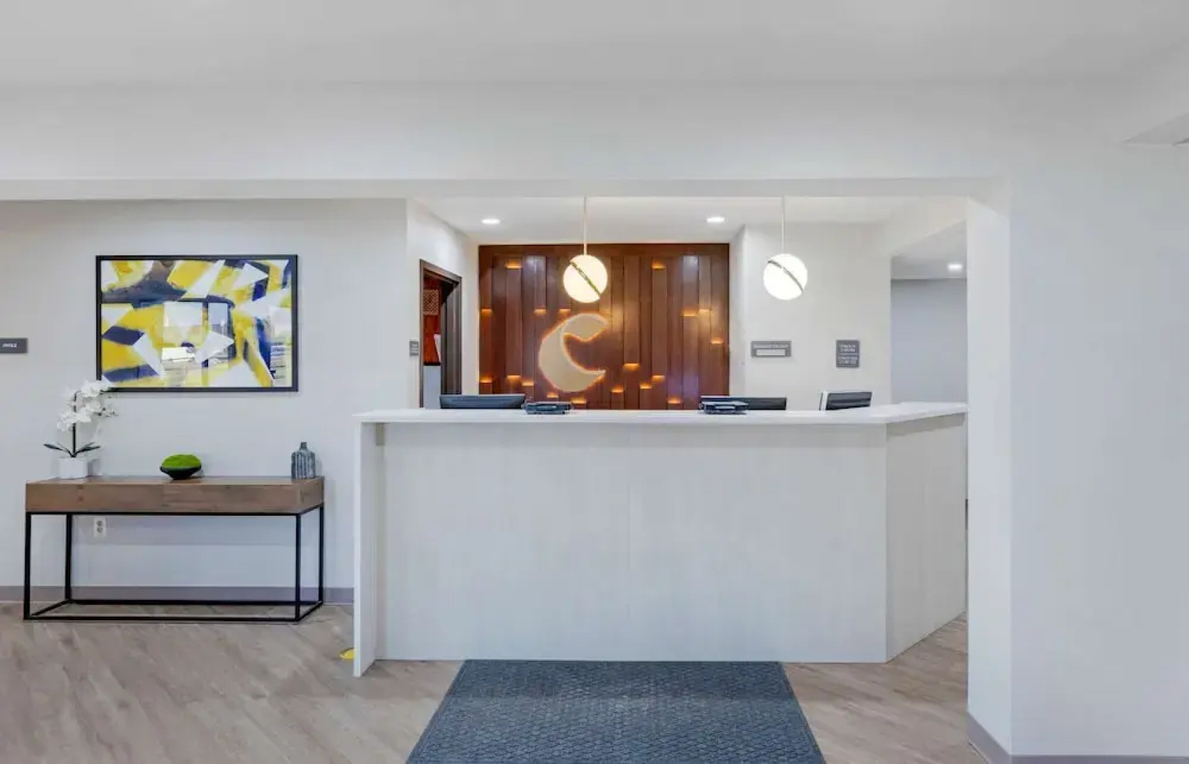 Super 8 Clawson/troy/detroit Area