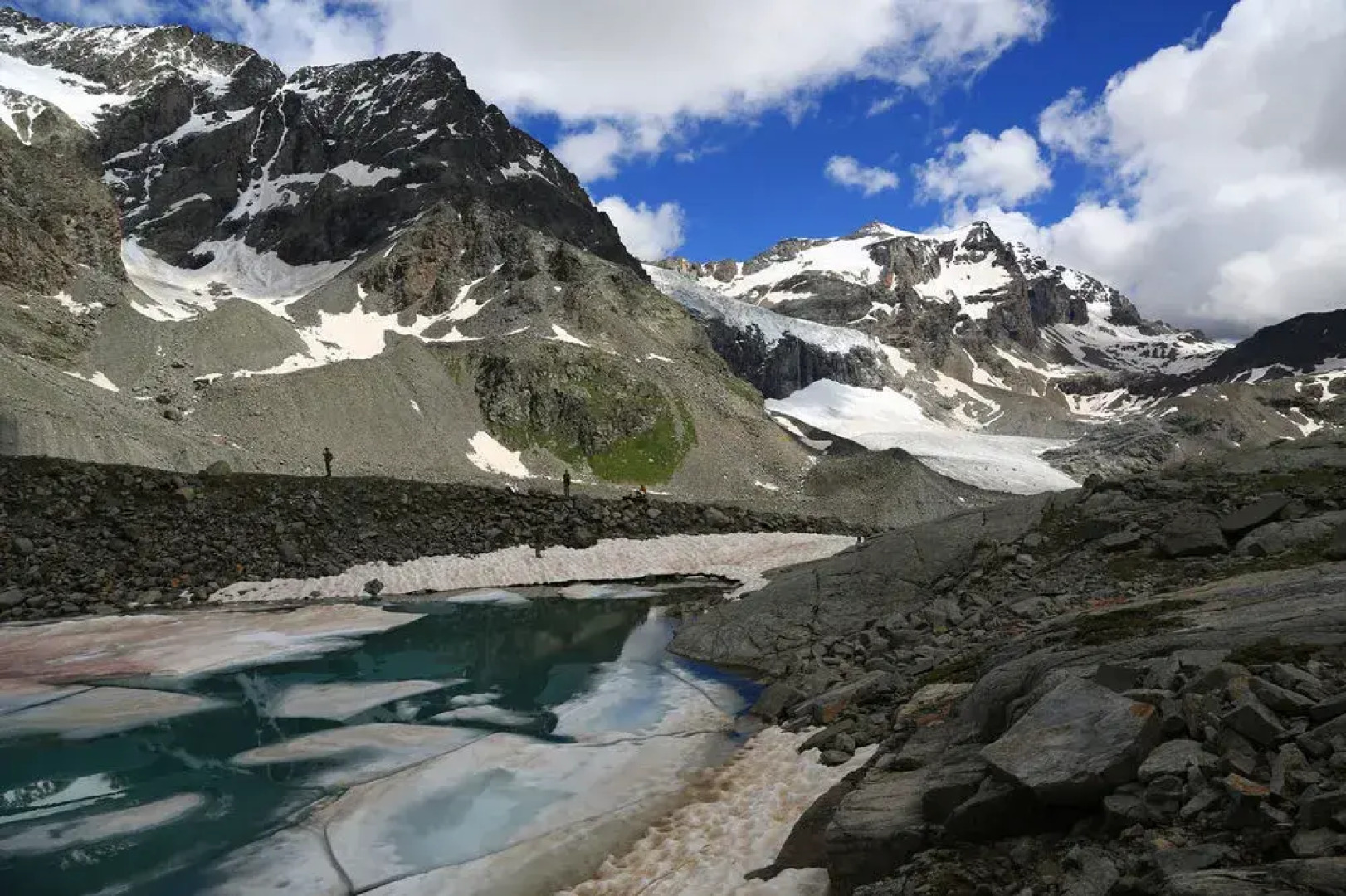 Rifugio Roberto Bignami