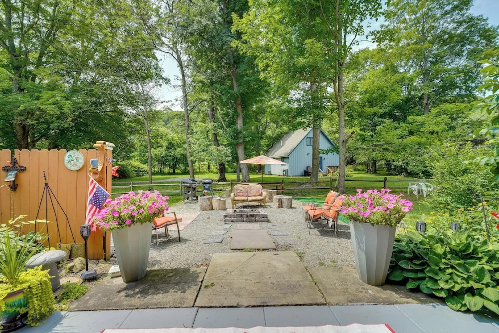 Spacious Victorian Home 1/4 Mi to Holiday Valley!