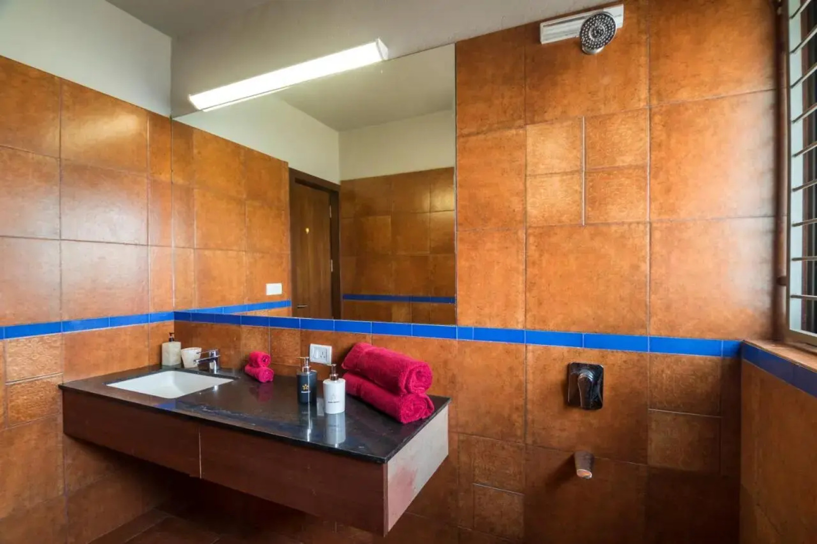 SaffronStays Rose Vineyard by the Lake