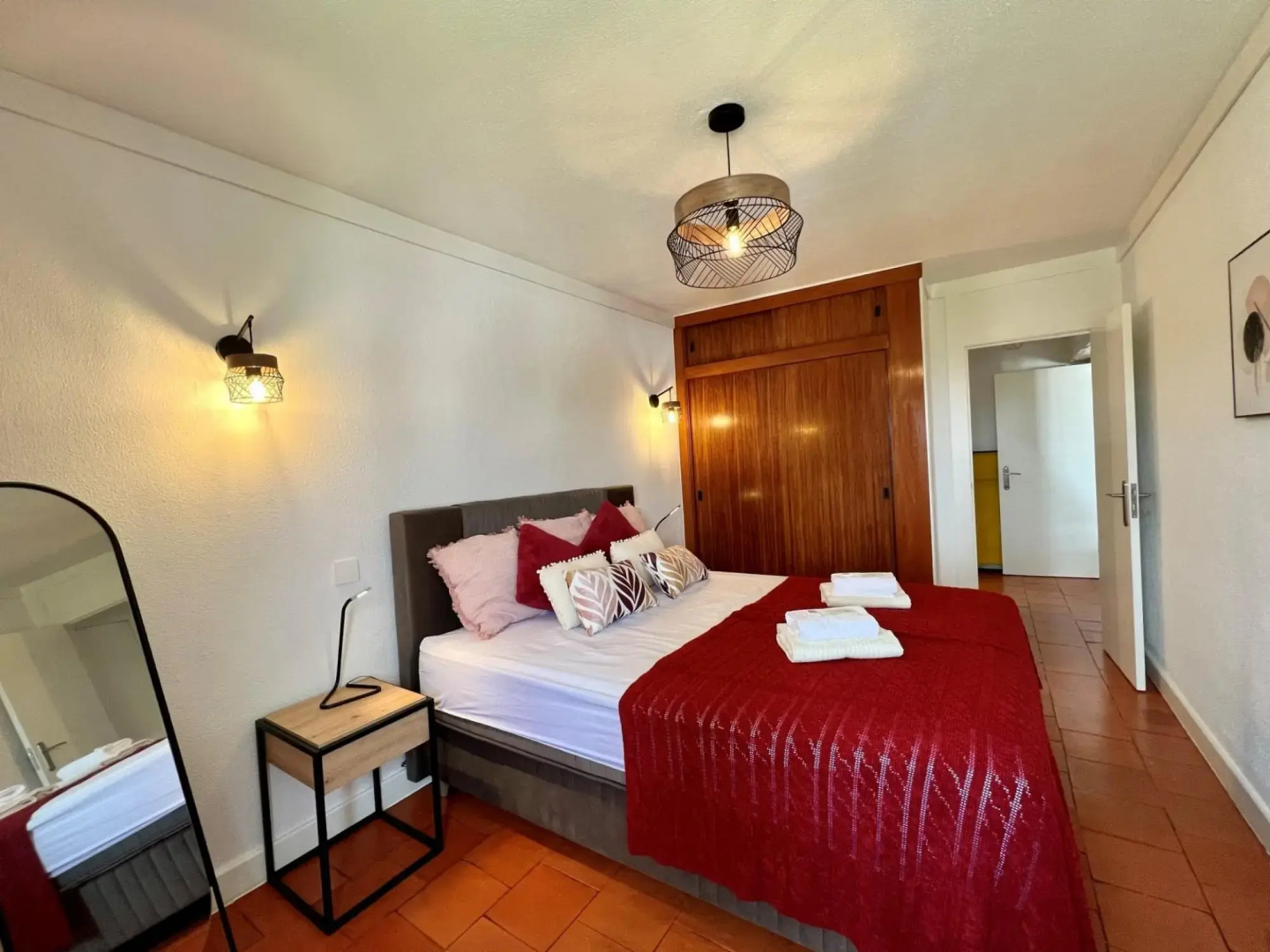 ARMAÇÃO DE PÊRA BRIGHTNESS 2 WITH POOL by HOMING