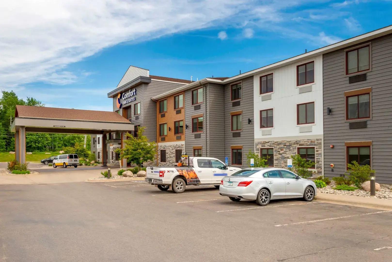 Comfort Inn & Suites Mountain Iron and Virginia