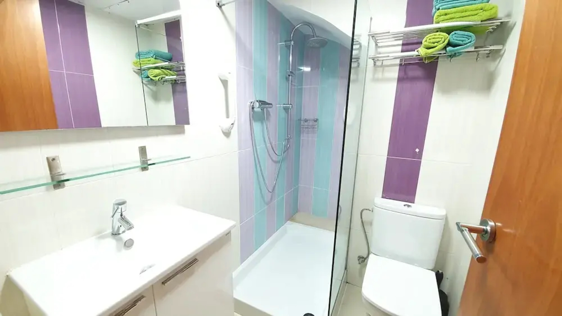 Attic Terrace BBQ, Airport-Barcelona, cerca Playas Castelldefels