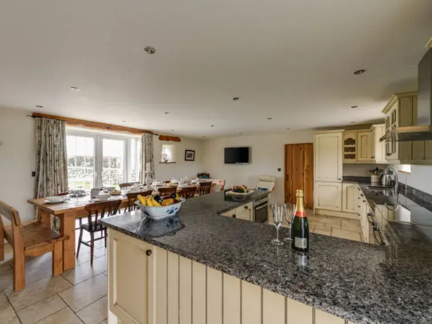 Holiday Home Llety'r Mynach