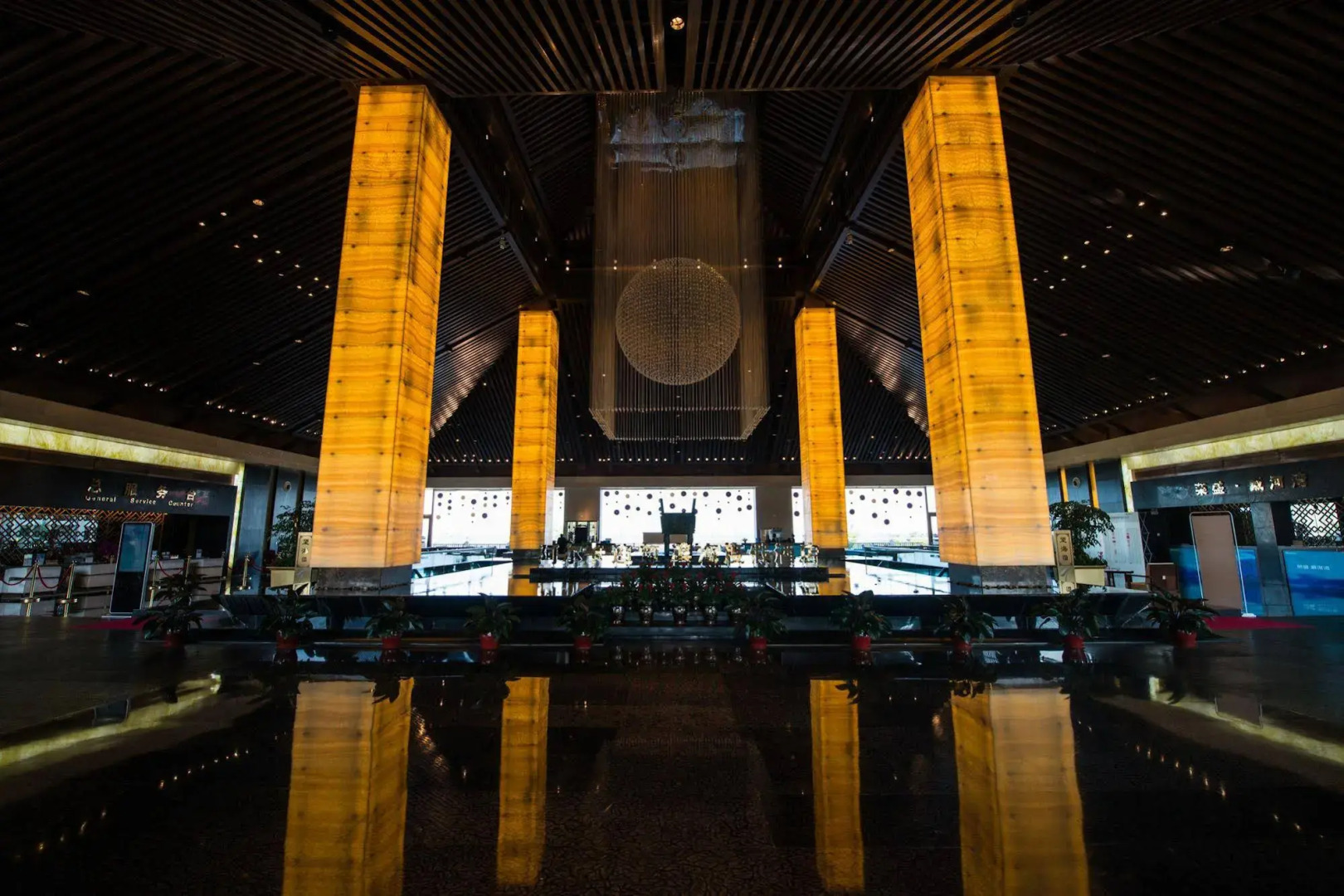 Arcadia seaside holiday hotel Beidaihe