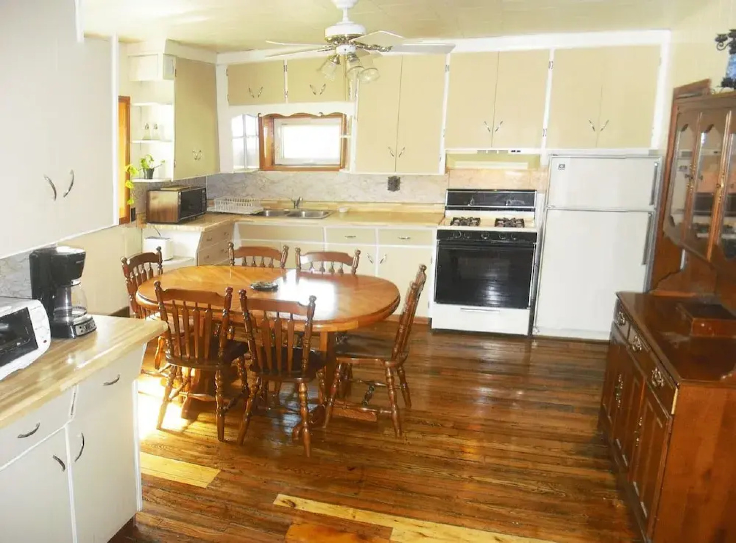 6 bedroom Mill House Cottage