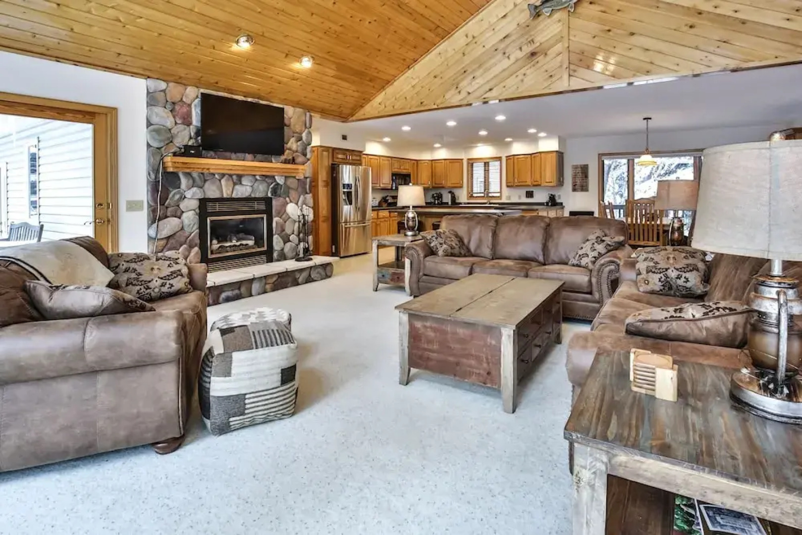 WhiteWoods Cove - 4 Br Home